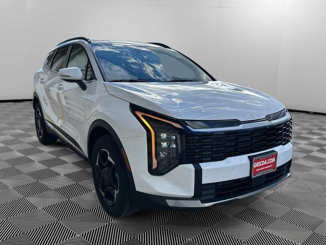 2026 Kia Sportage EX - Image 3
