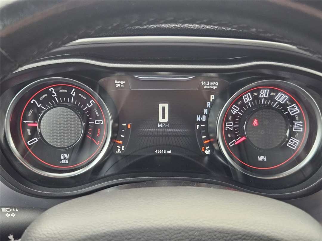 2022 Dodge Challenger SXT - Image 16