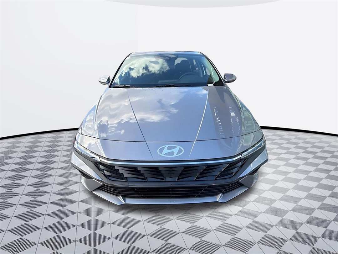 2026 Hyundai Elantra Blue - Image 3