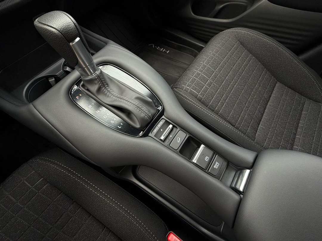 2025 Honda HR-V LX - Image 26