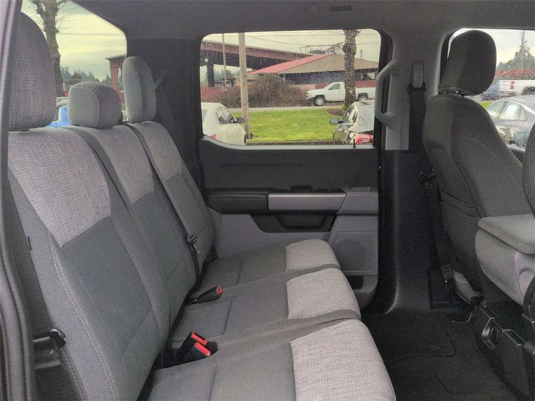 2025 Ford F-250Sd XLT - Image 28