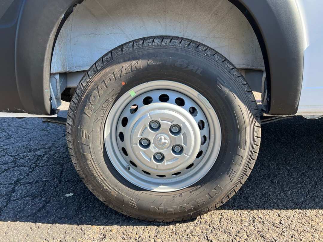 2026 Ram Promaster 1500 Low Roof - Image 8