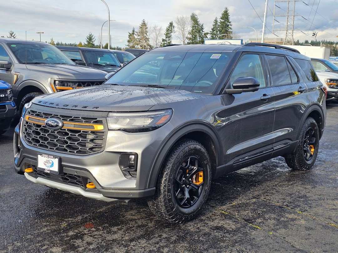 2026 Ford Explorer Tremor - Image 3