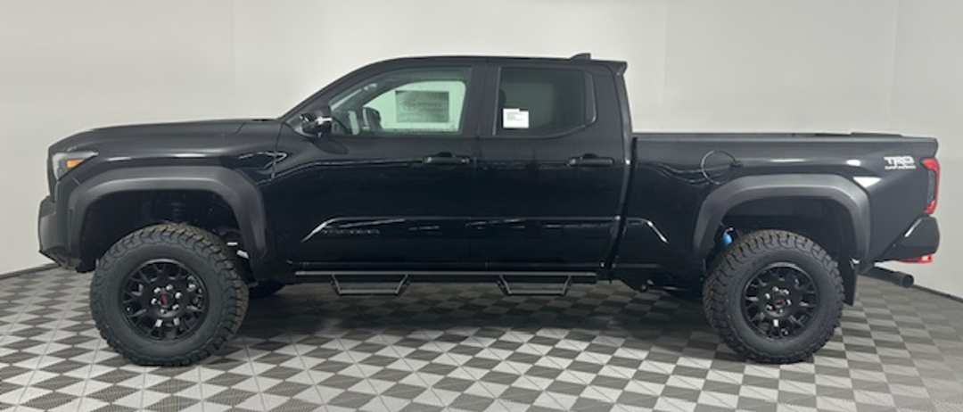 Toyota Tacoma - Image 7