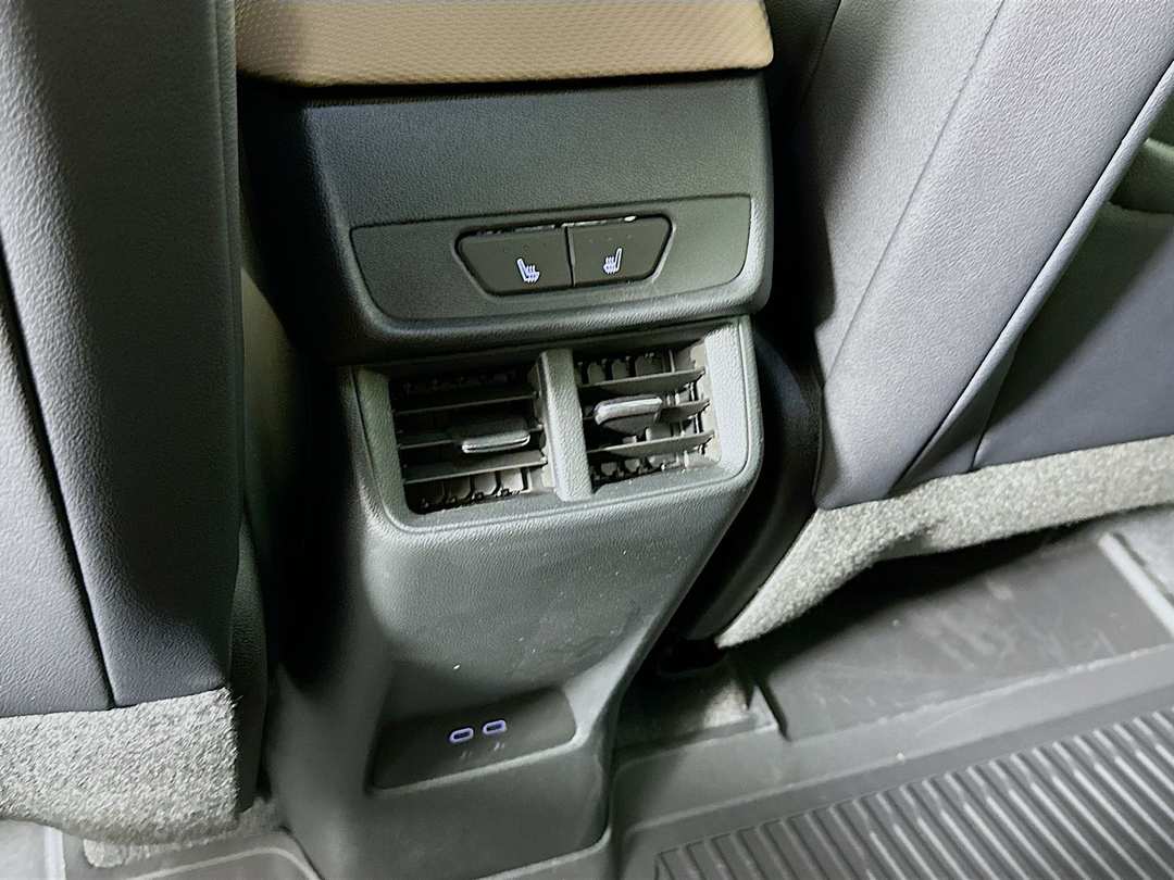 2026 Chevrolet Equinox ACTIV - Image 25