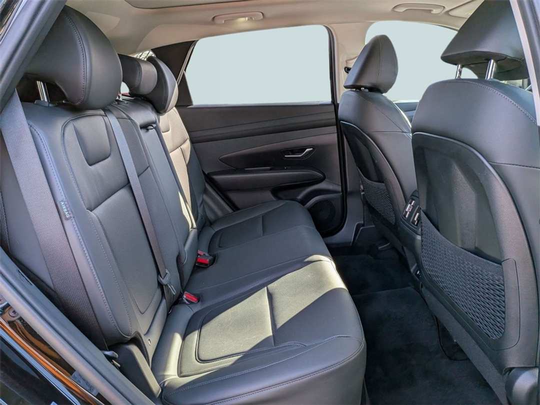 2025 Hyundai Tucson SEL Convenience - Image 31