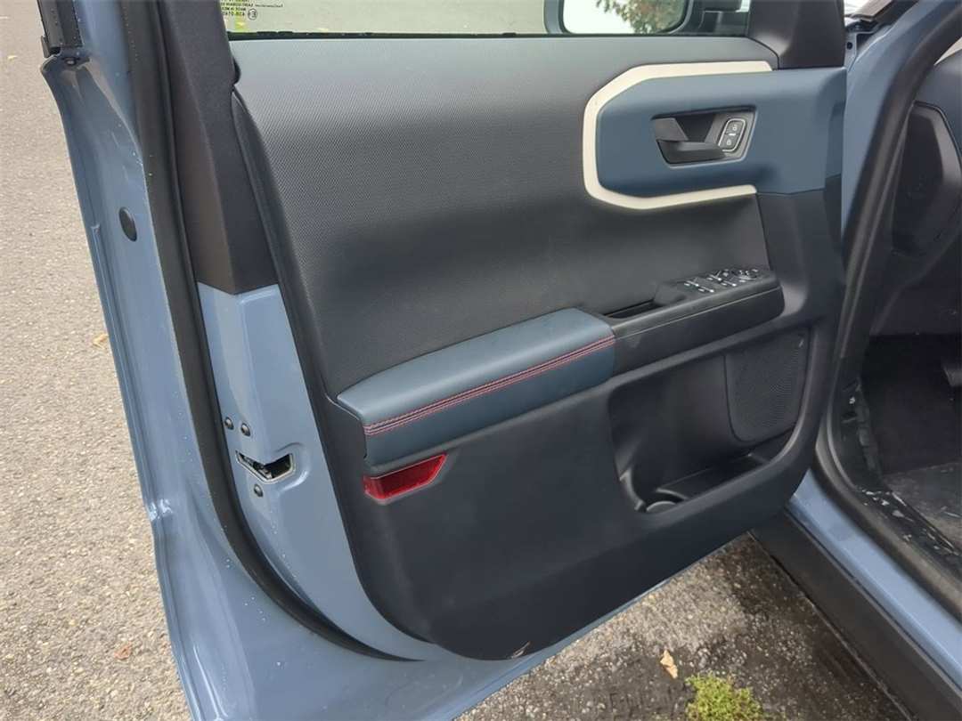 2025 Ford Bronco Sport Heritage - Image 9