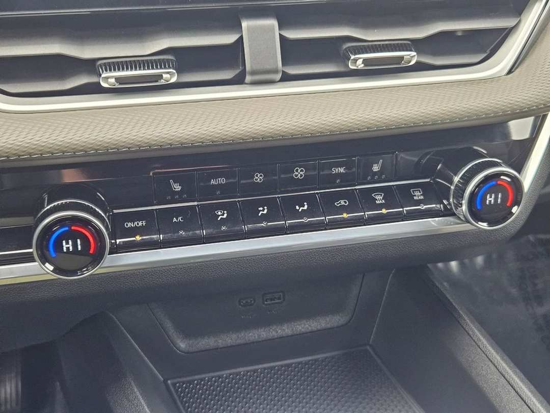 2026 Chevrolet Equinox LT - Image 23