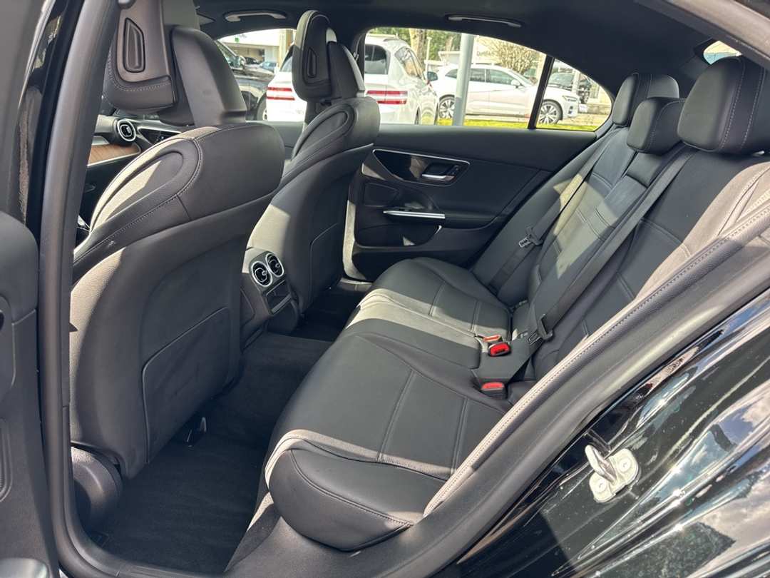2025 Mercedes-Benz C-Class C 300 - Image 39