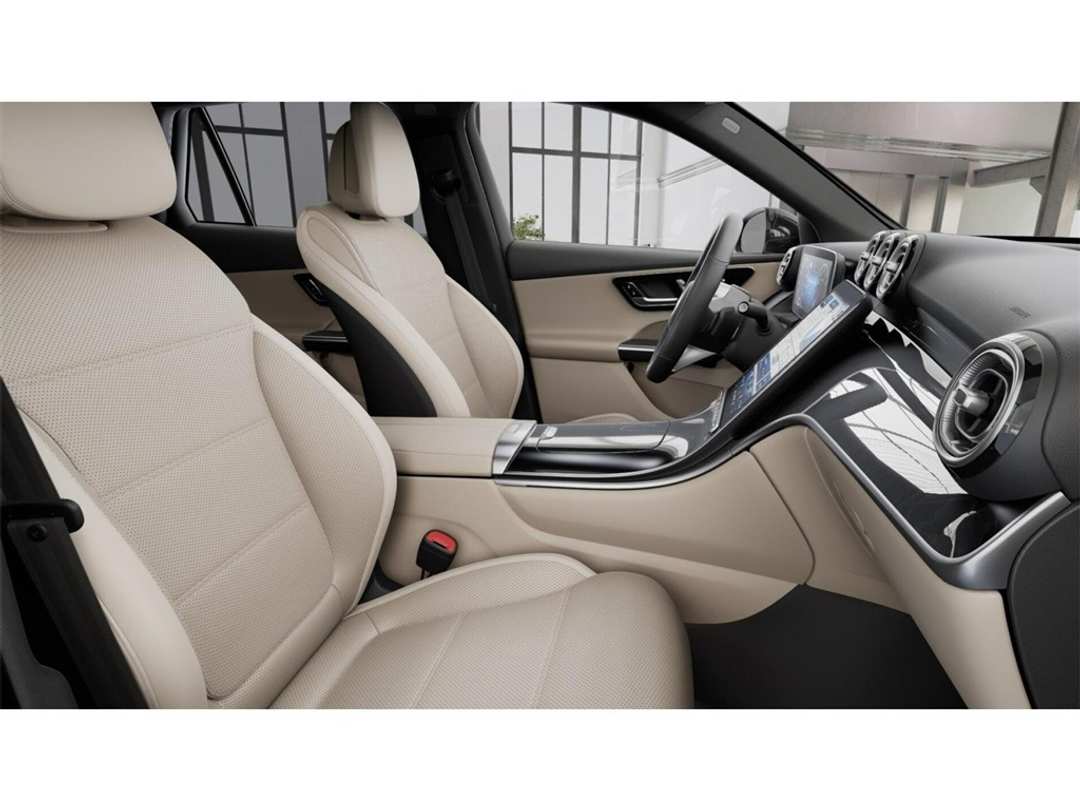 2026 Mercedes-Benz GLC GLC 300 - Image 4