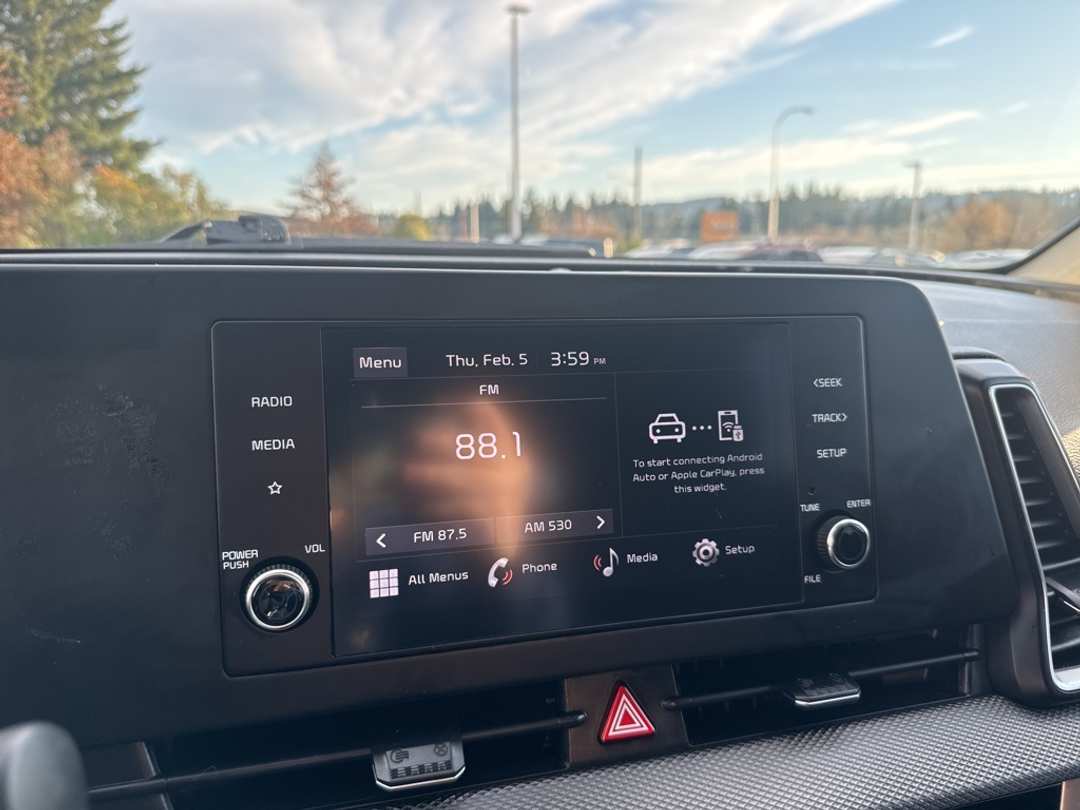 2024 Kia Sportage LX - Image 19