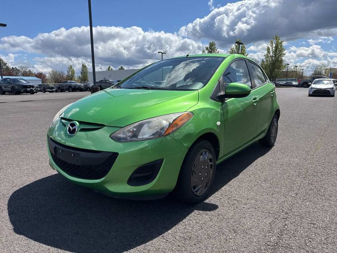 2013 MAZDA Mazda2 Sport - Image 3