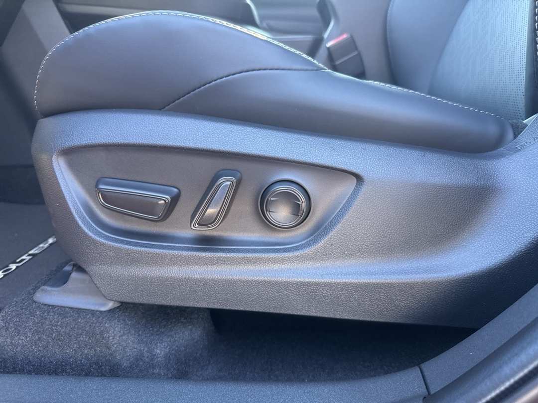 2026 Subaru Solterra Premium - Image 15