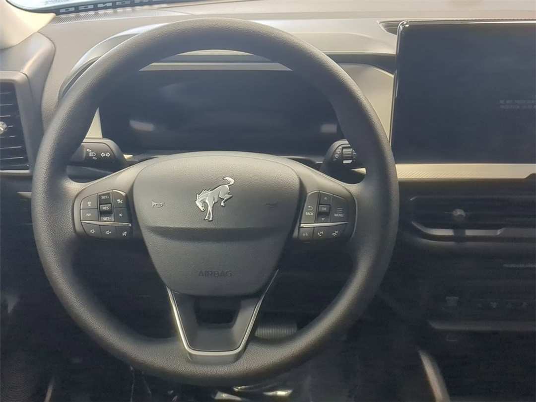 2025 Ford Bronco Sport Heritage - Image 13