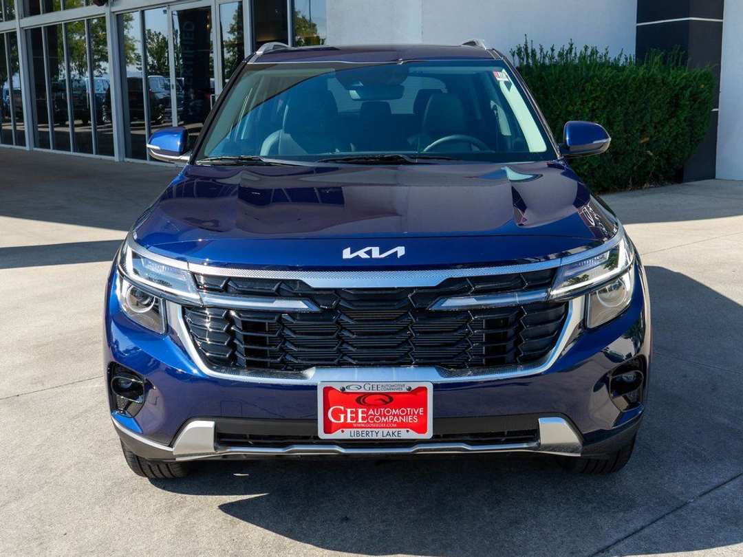 2026 Kia Seltos EX - Image 2