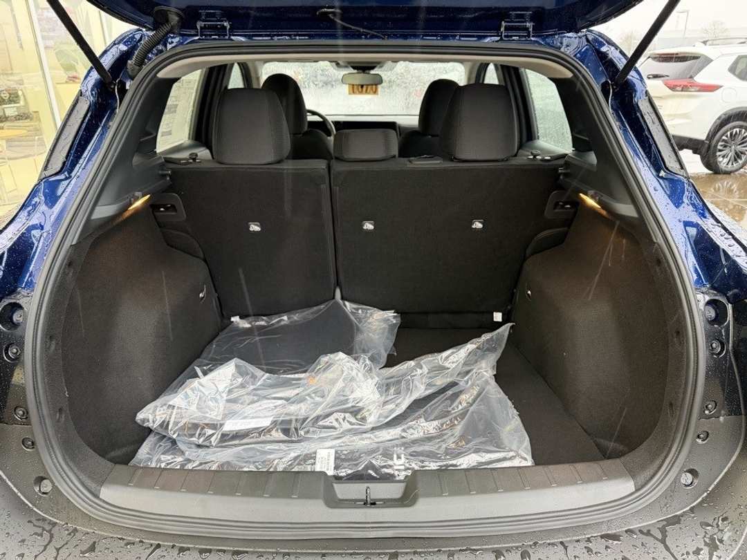 2026 Nissan Kicks S - Image 10