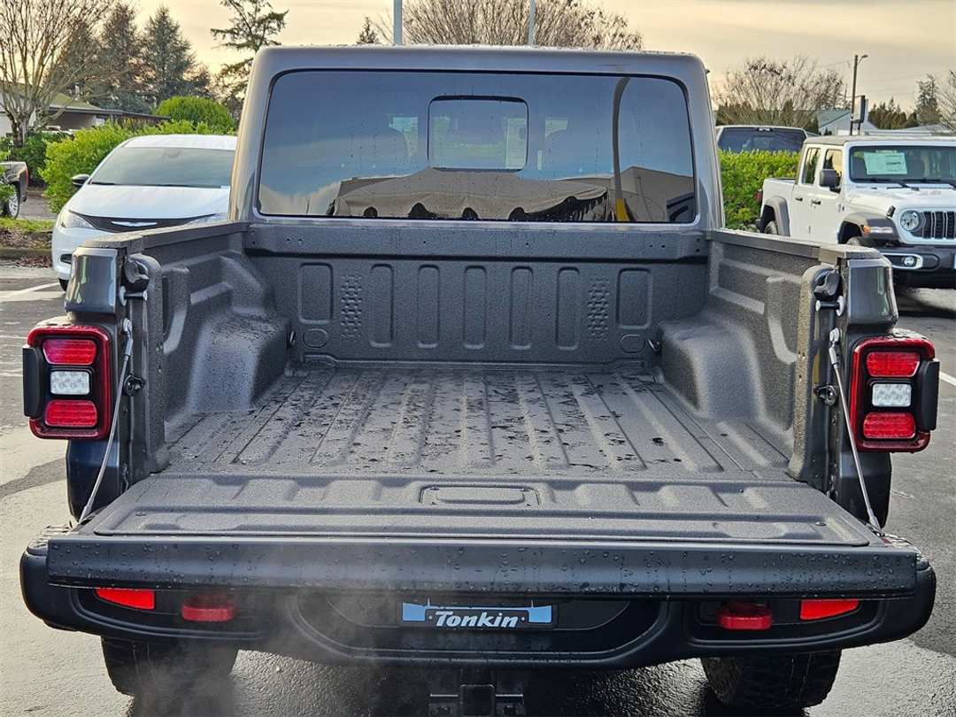 2026 Jeep Gladiator Rubicon - Image 31