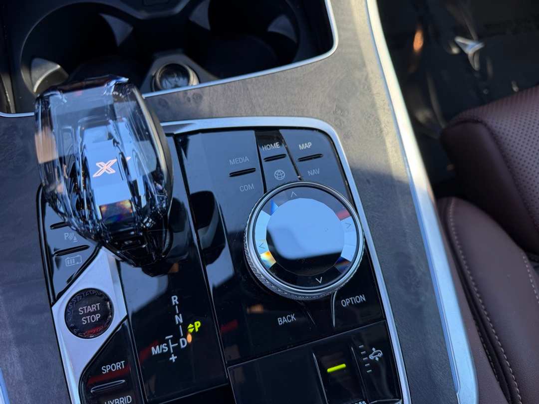 2023 BMW X5 xDrive45e - Image 27