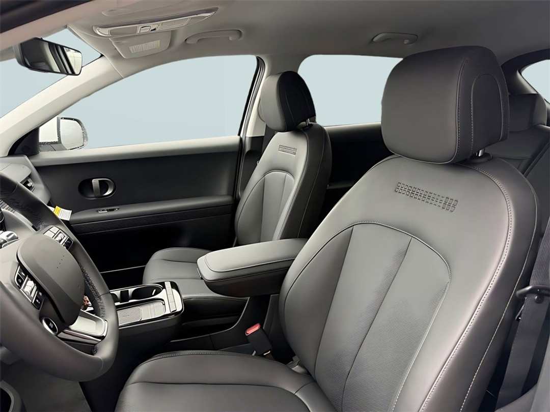 2026 Hyundai Ioniq 5 SEL - Image 14