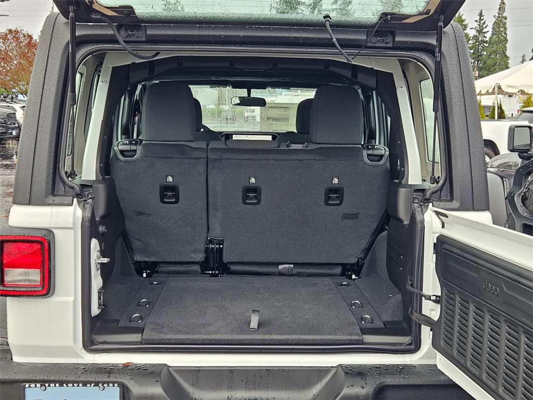 2026 Jeep Wrangler Sport - Image 29