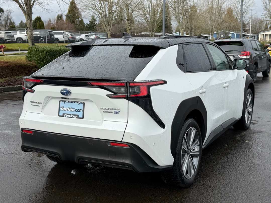 2023 Subaru Solterra Touring - Image 8