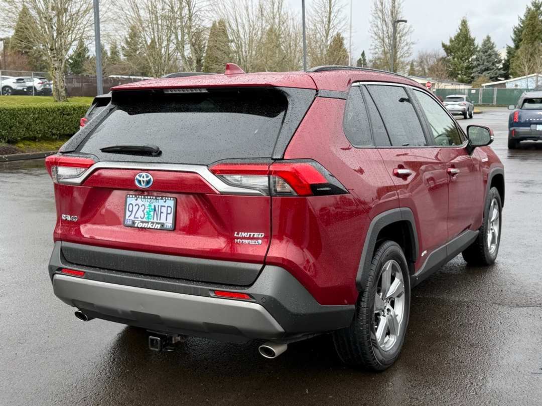 2019 Toyota Rav4 Limited - Image 8