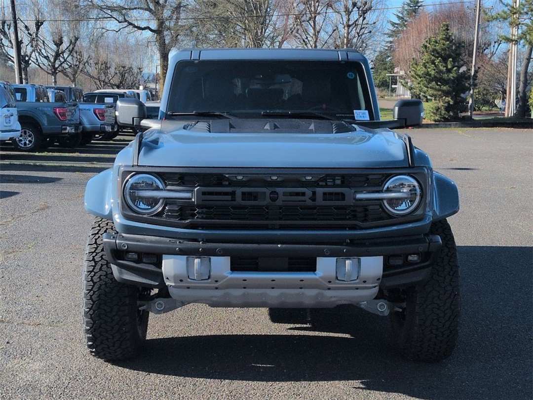 2025 Ford Bronco Raptor - Image 8