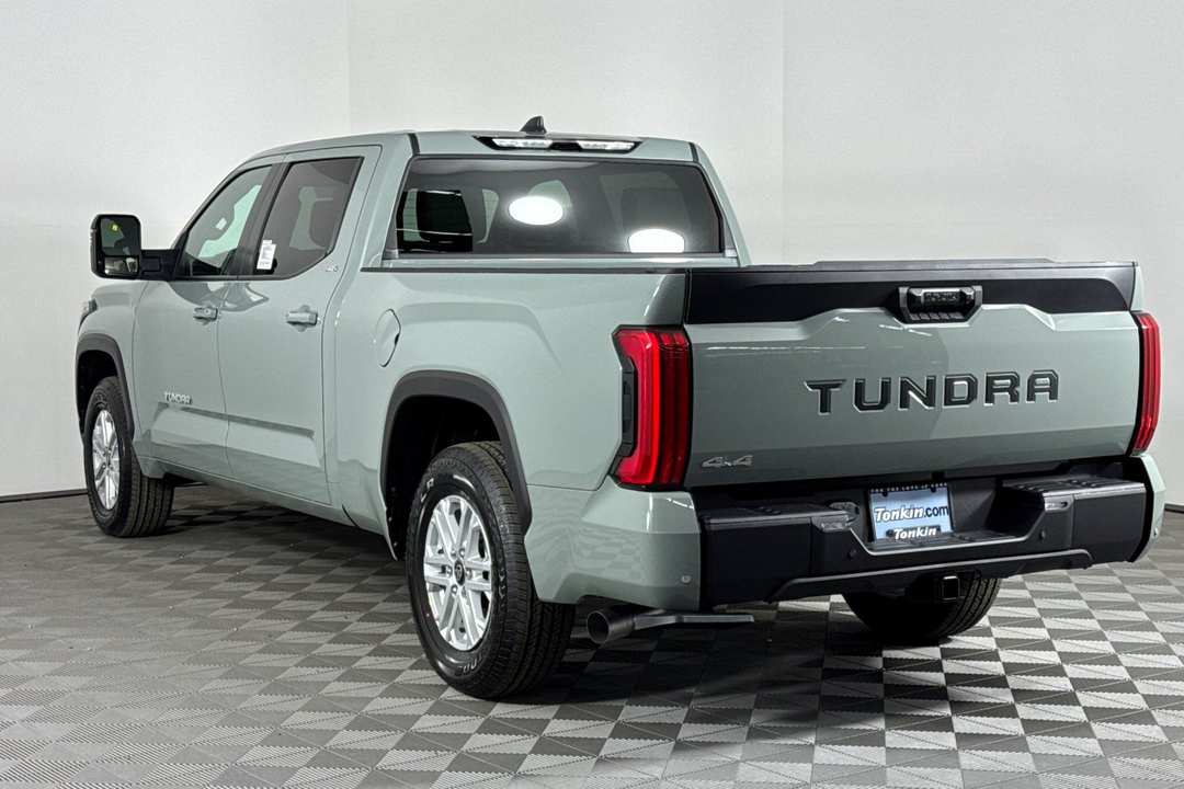 2025 Toyota Tundra SR5 - Image 6