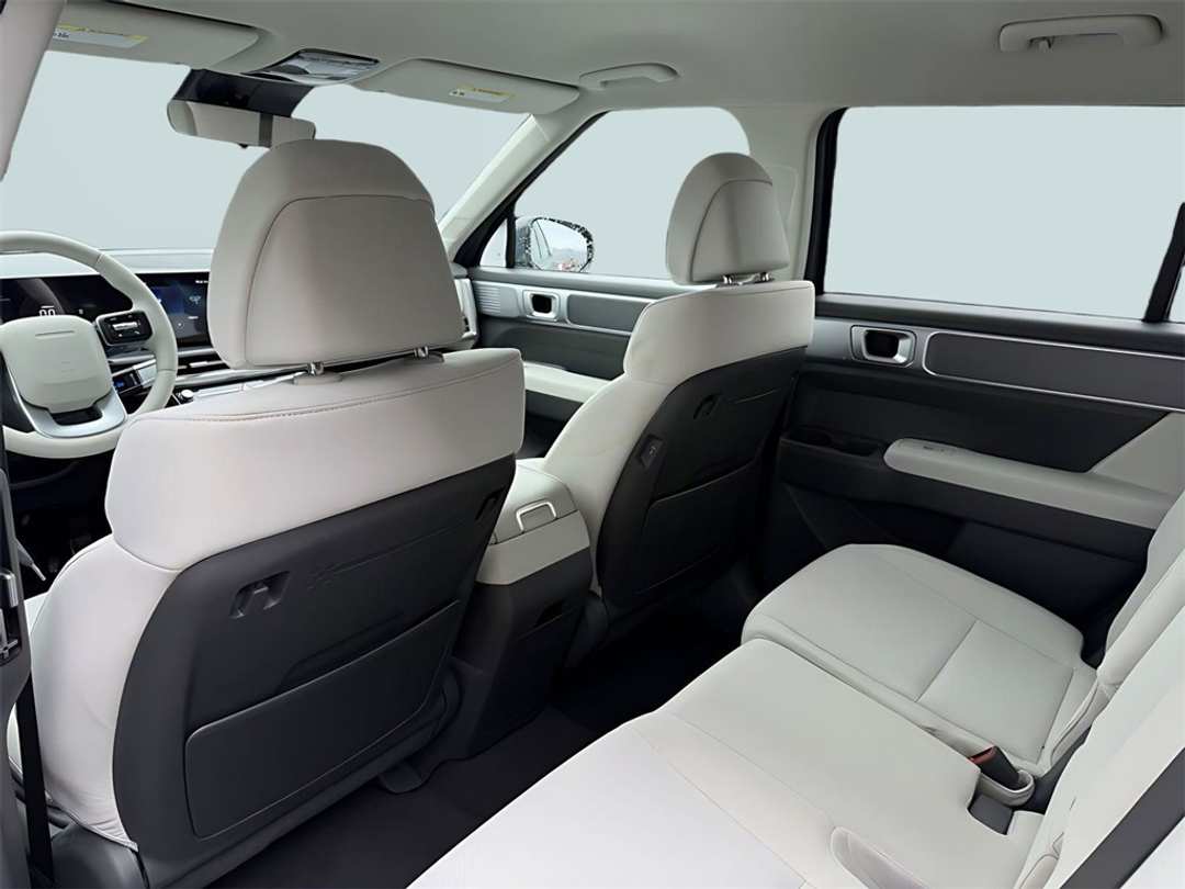 2026 Hyundai Santa Fe SE - Image 29