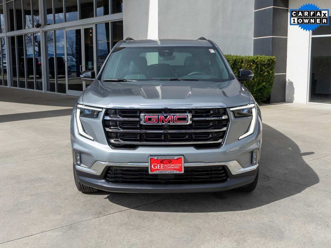 2026 GMC Acadia Elevation - Image 2