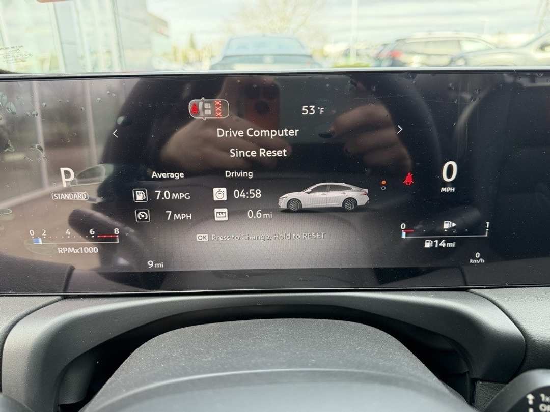 2026 Nissan Sentra SR - Image 19