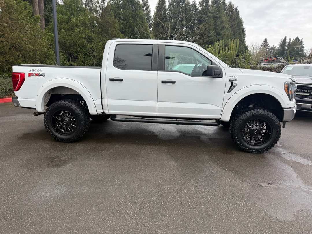 2023 Ford F-150 XLT - Image 18