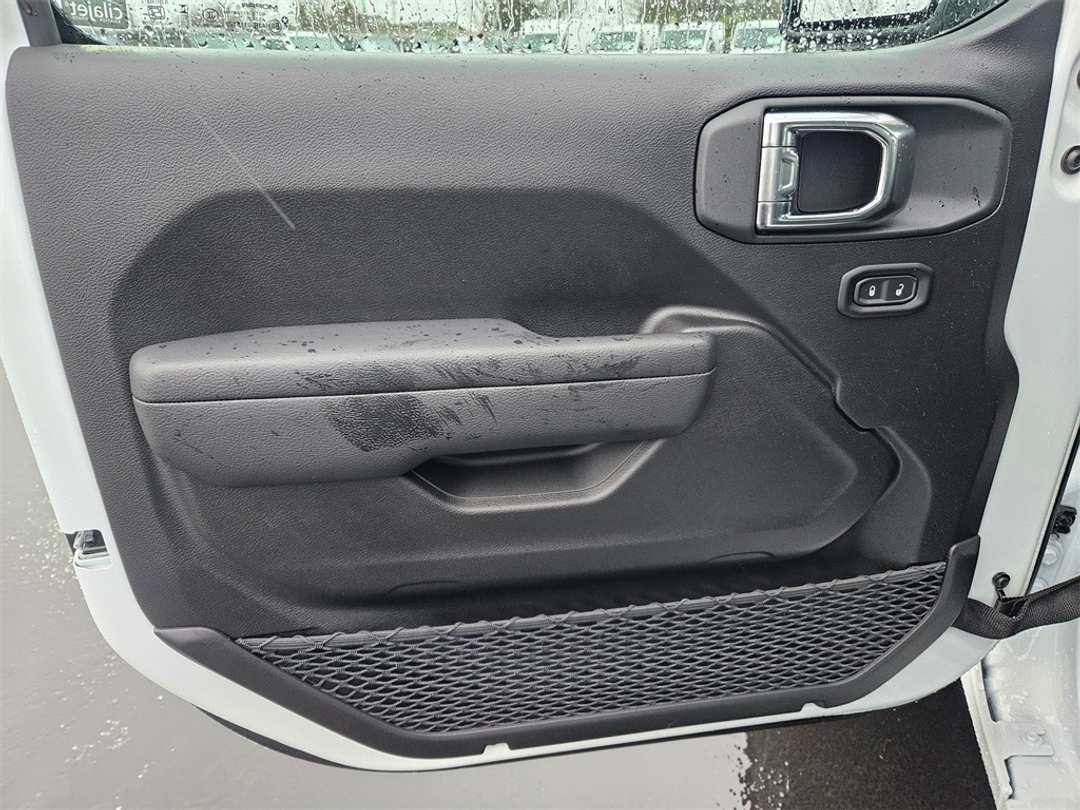 2026 Jeep Wrangler Sport - Image 10