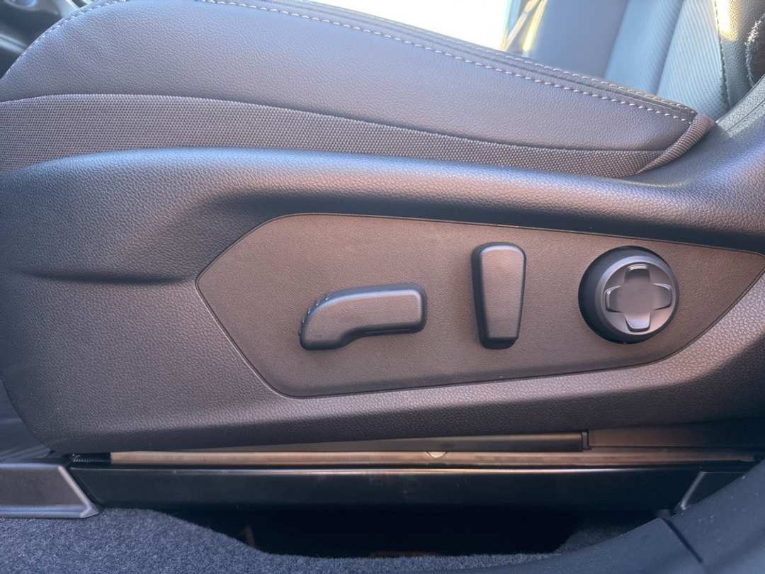 2026 Subaru Outback Touring XT - Image 17