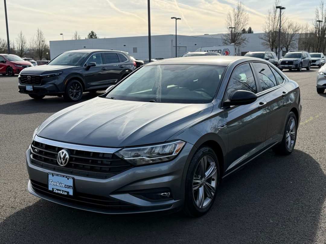 2021 Volkswagen Jetta RLine - Image 4