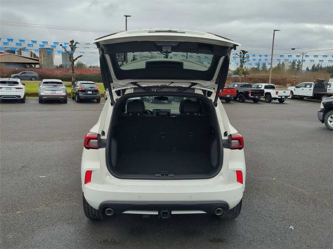 2024 Ford Escape STLine Elite - Image 26