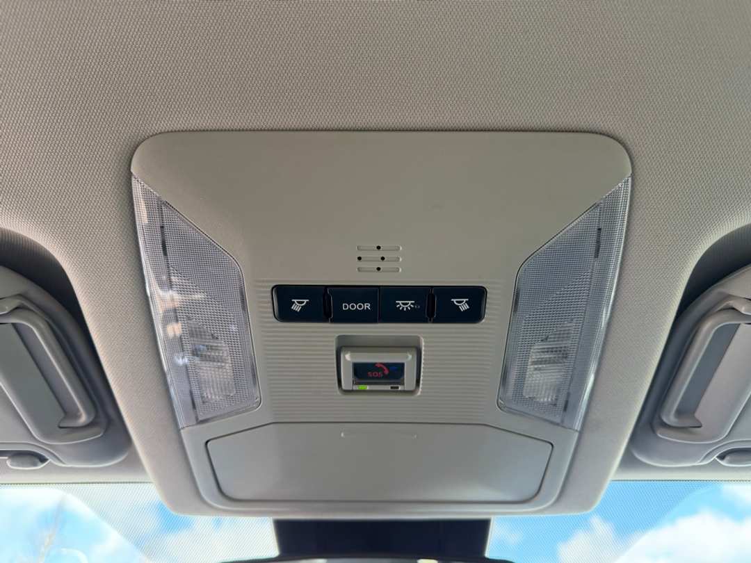 2021 Toyota Rav4 XLE - Image 28