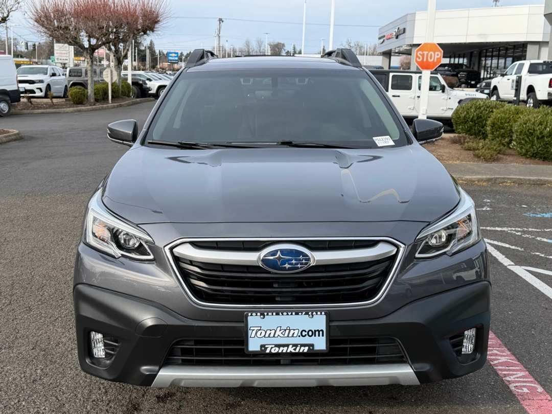 2022 Subaru Outback Limited - Image 3
