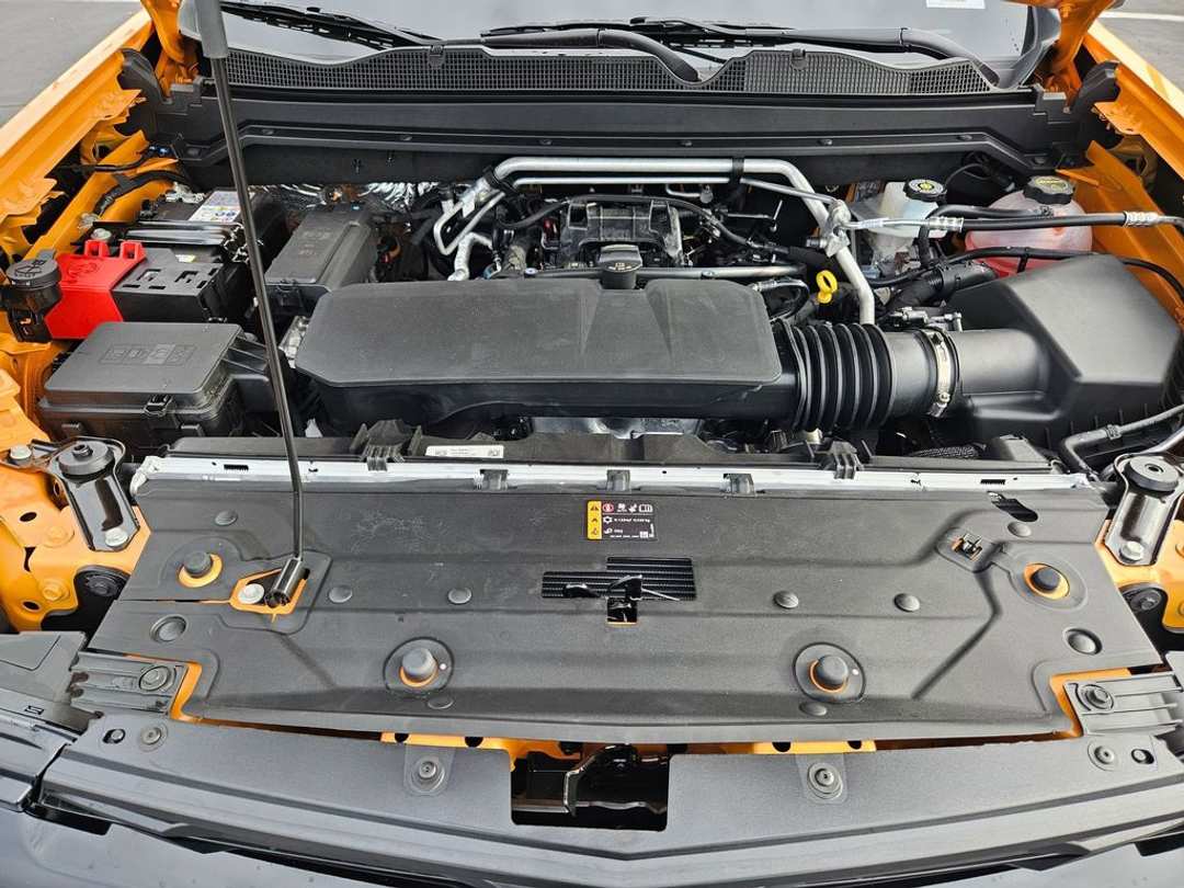 2026 Chevrolet Colorado Z71 - Image 40