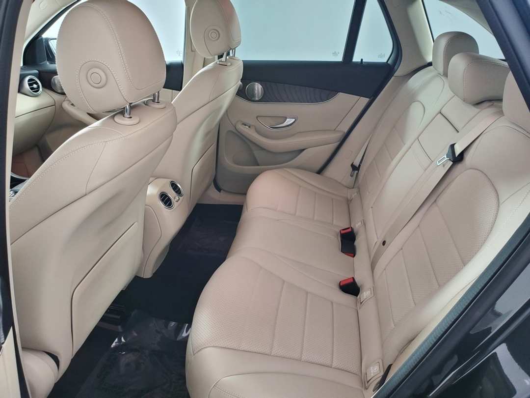 2021 Mercedes-Benz GLC GLC 300 - Image 13