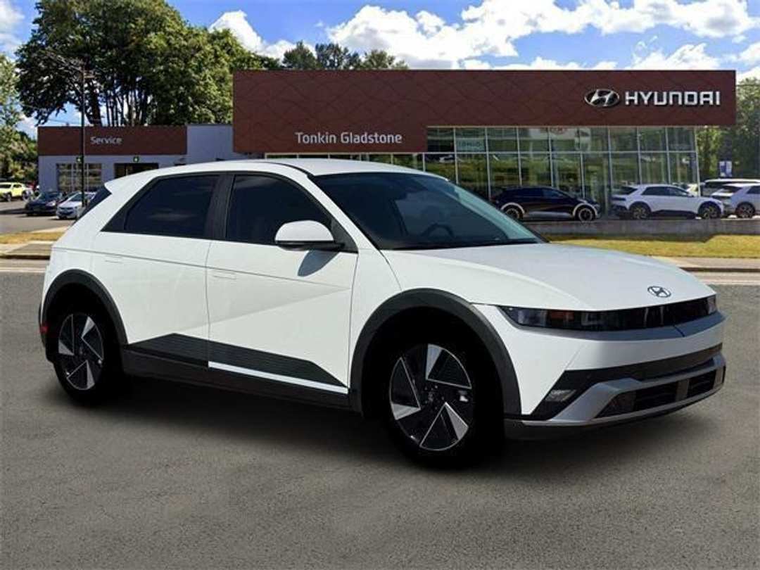 2026 Hyundai Ioniq 5 SEL - Image 10