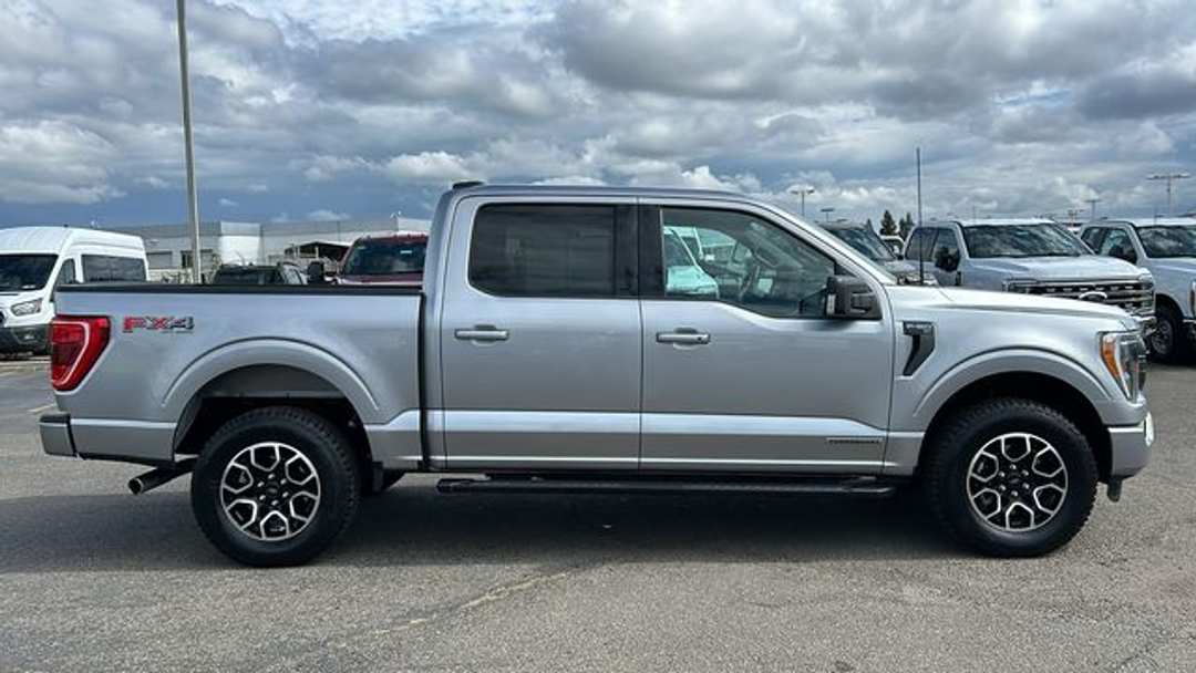 2023 Ford F-150 XLT - Image 2