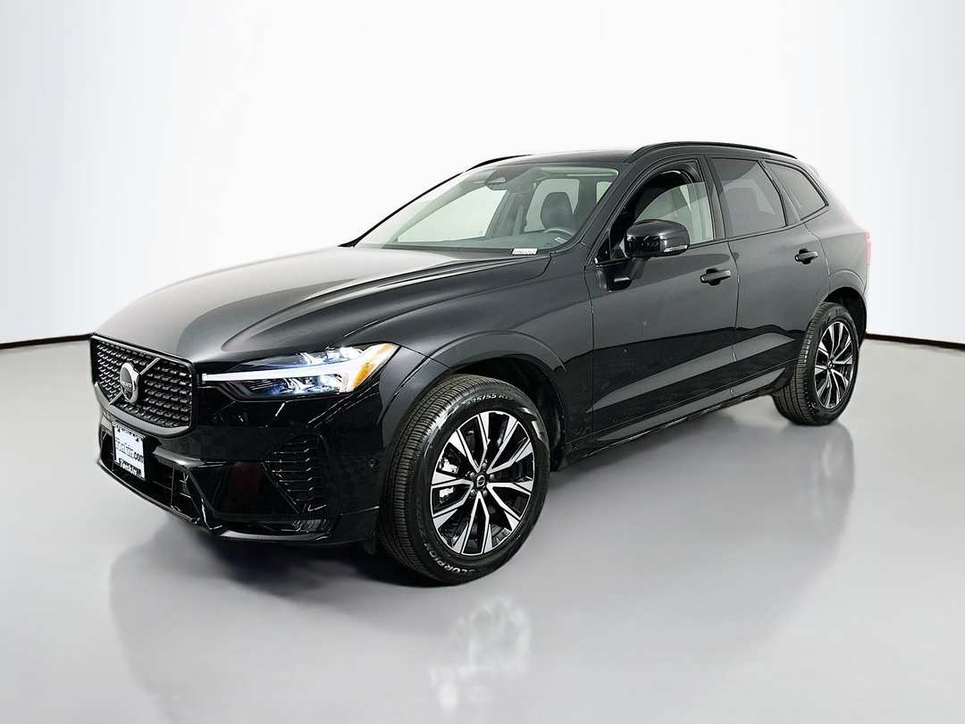 2025 Volvo Xc60 B5 Plus - Image 3