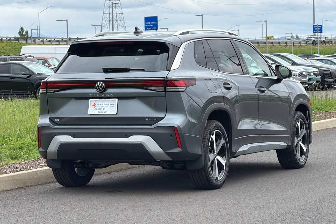 2026 Volkswagen Tiguan 2.0T SE - Image 3