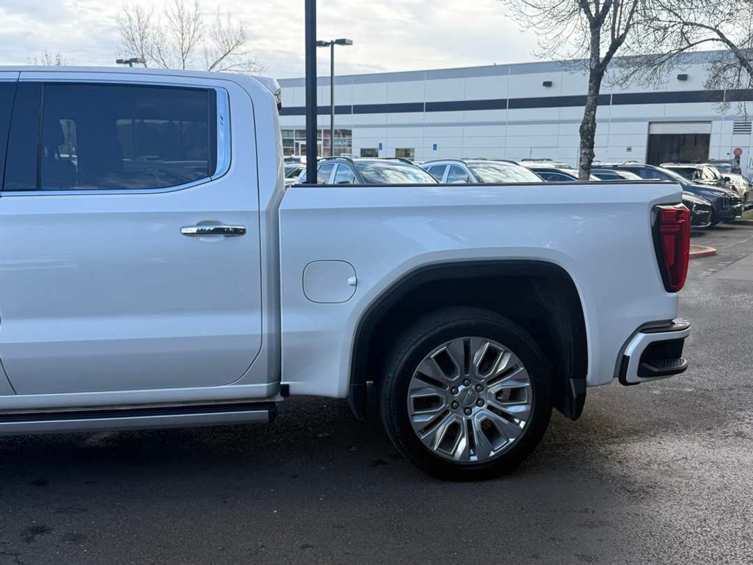 2021 GMC Sierra 1500 Denali - Image 10