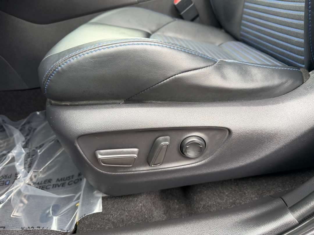 2020 Toyota Rav4 XSE - Image 14