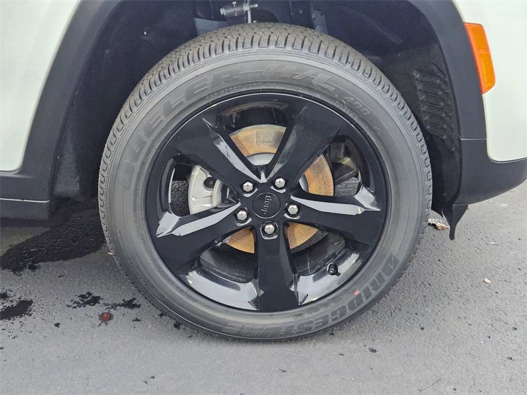 2025 Jeep Grand Cherokee Altitude X - Image 39