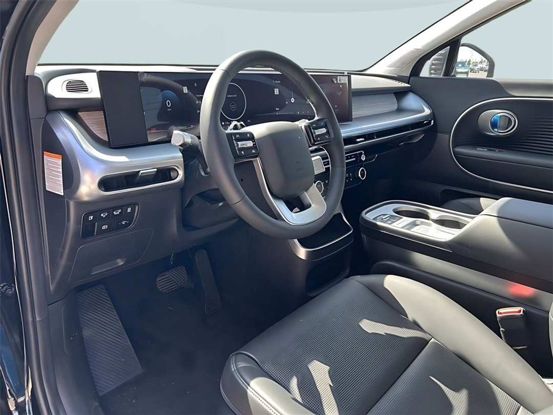 2026 Hyundai Ioniq 9 SEL - Image 12