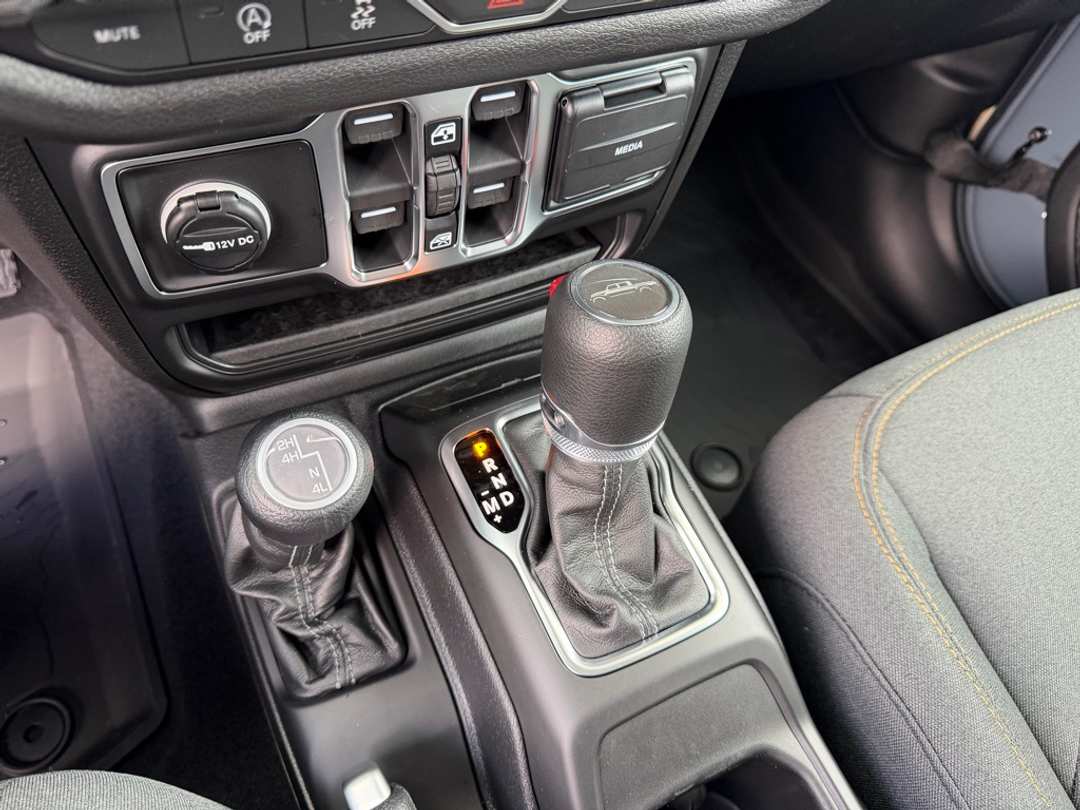 2026 Jeep Gladiator Sport S - Image 23