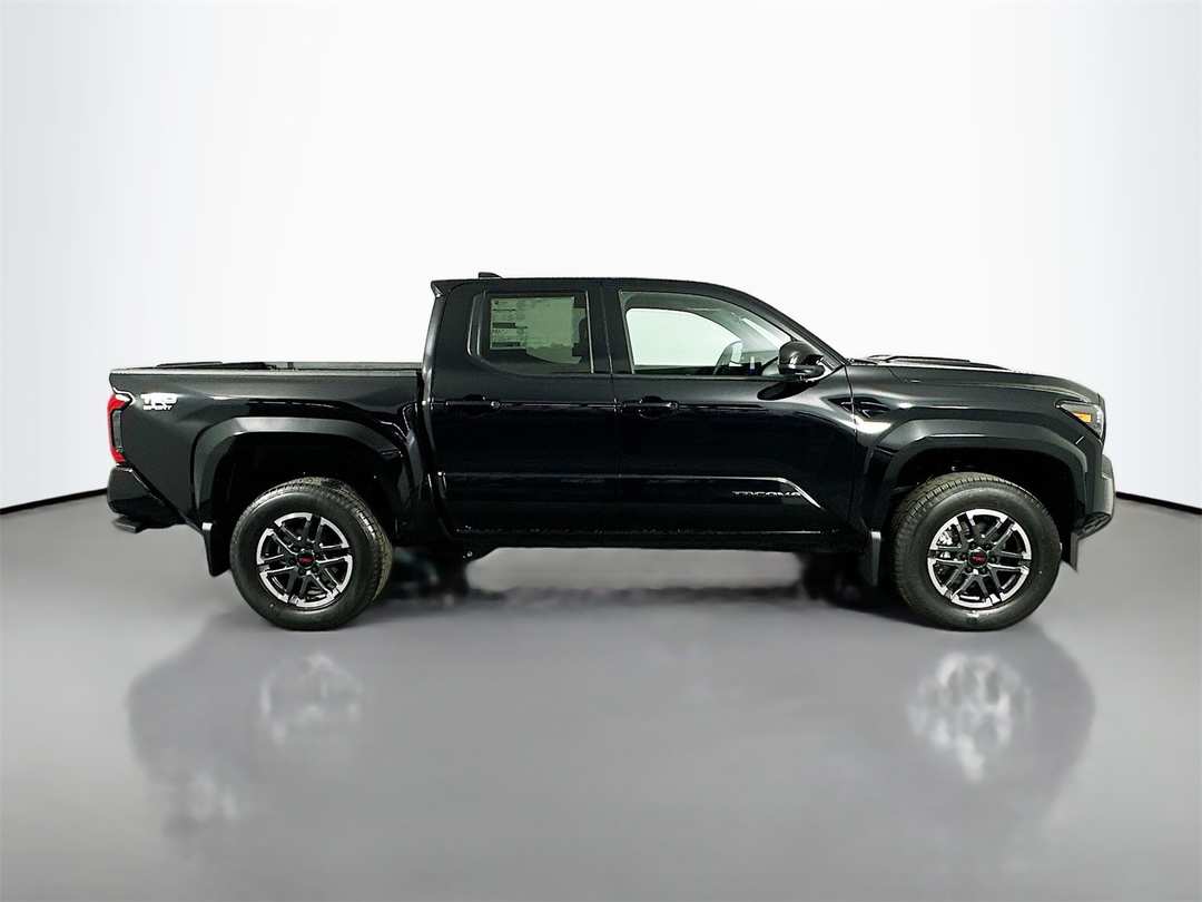 2026 Toyota Tacoma TRD Sport - Image 8